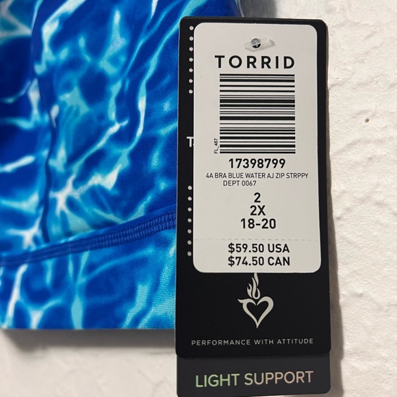 Torrid Low Impact Zip Front Strappy Workout Bra BNWT Size 2 - Picture 2 of 9